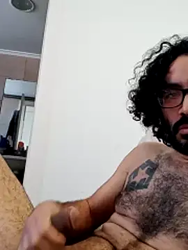 batou1683 - Batou1683's free webcam - UK Sex Cams