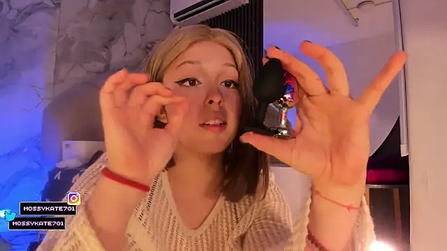 katemoss70 - Katemoss70's free webcam - UK Sex Cams