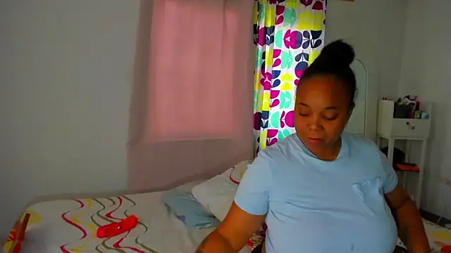 paulastone24 - Paulastone24's free webcam - UK Sex Cams