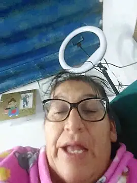 clarita_01 - Clarita_01's free webcam - UK Sex Cams