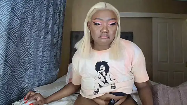 nanababe1 (F young) - Squirt + Last Tipper get a Surprise