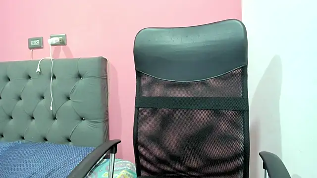 ariloe_quintero live sex cam