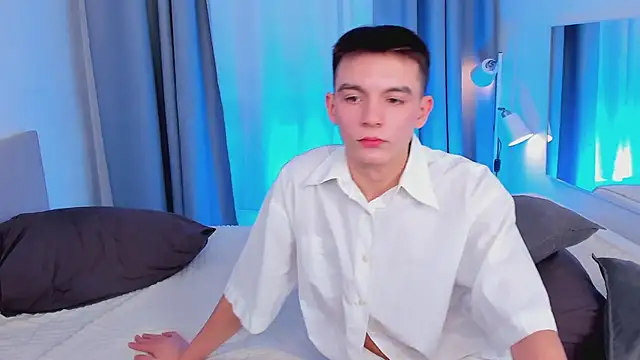 Ian_Harrickton live sex cam