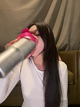 美女jiajia_L在线直播