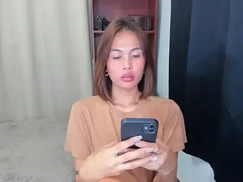 yougotlara - YougotLara's free webcam - UK Sex Cams