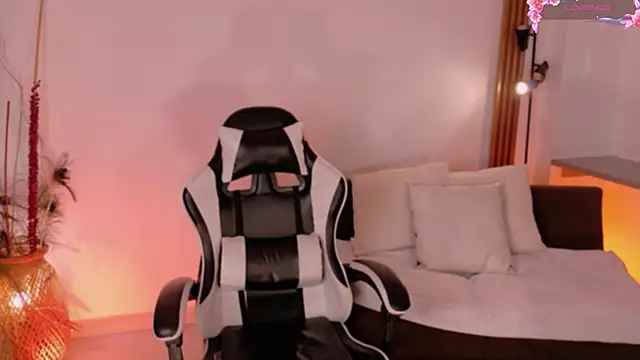 anabelwolf - AnabelWolf's free webcam