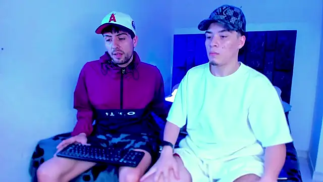 alex_and_christhoper webcam