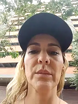 monita_med (F milf) - Dildo anal y Lush vaginal