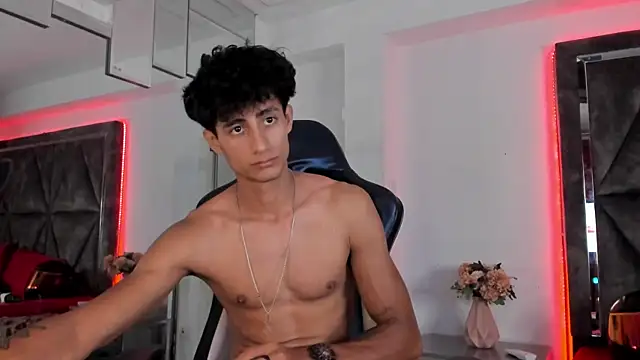 maxiimoromano_ (M young) - What about less clothes?