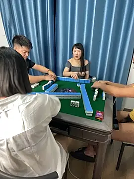 美女xiaotiantian-10在线直播