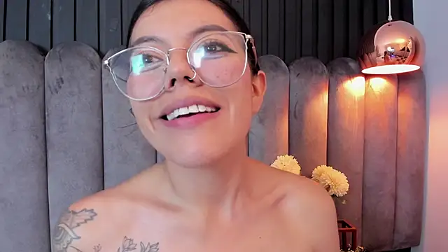 lanadelrey_1 - Lanadelrey_1's free webcam - UK Sex Cams