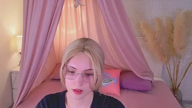 Live sex cam di Yayaa_Love