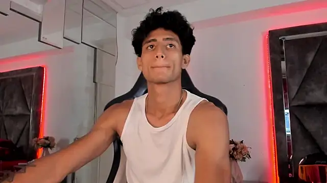 Live sex cam di MaxiimoRomano_