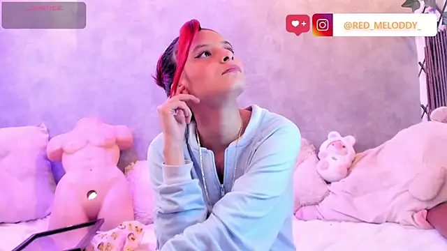 redmeloddy - RedMeloddy's free webcam - UK Sex Cams