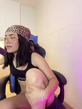 samanthavelvettass - SamanthaVelvettAss's free webcam - UK Sex Cams