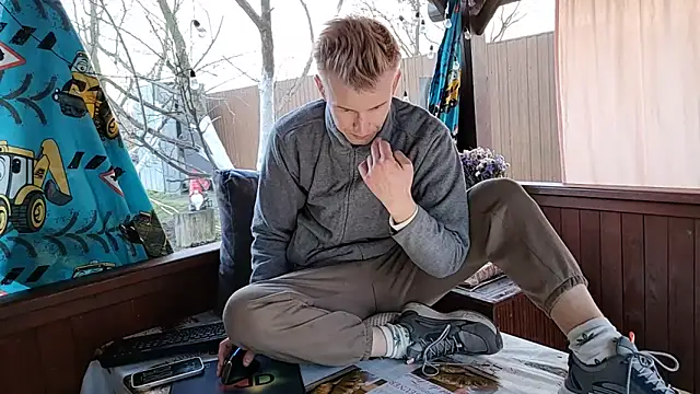 Vuitton live sex cam