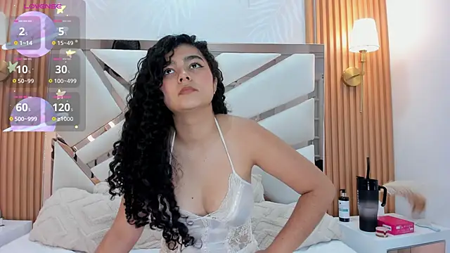 _Curly_Beauty webcam stripchat model stream image