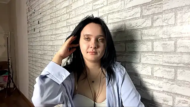 ninamenees - NinaMenees's free webcam - UK Sex Cams