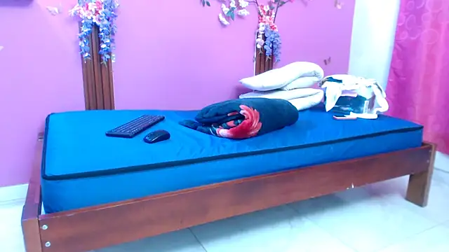 analintimacy18 (F young) - 2 dildo in the pussy