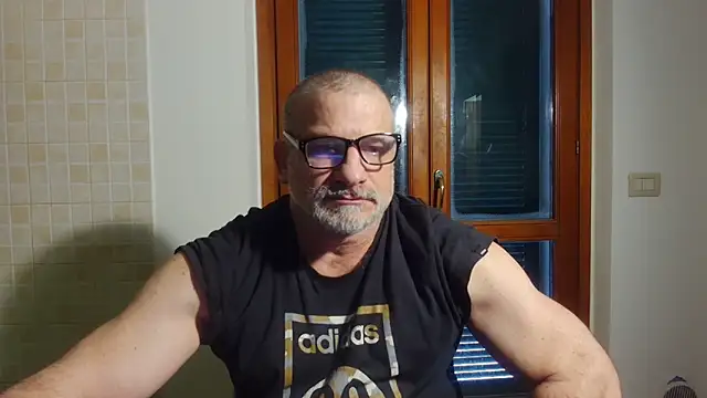 Mauro7788 live sex cam
