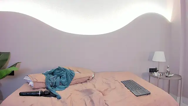 ainaah_ - Ainaah_'s free webcam - UK Sex Cams