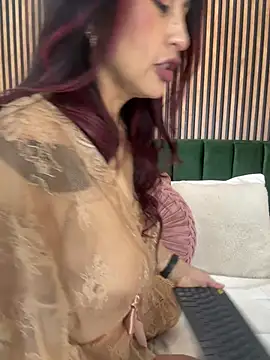 monicamoret - MonicaMoret's free webcam - UK Sex Cams