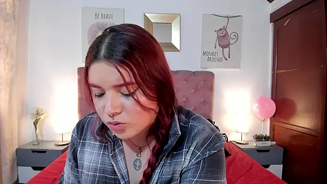 celessteredds - CelessteRedds's free webcam - UK Sex Cams