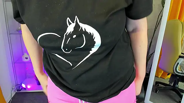 Lika_0ne live sex cam