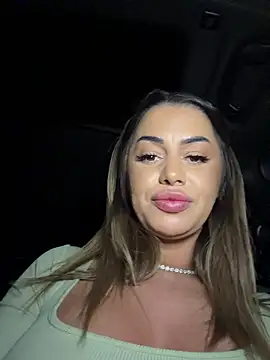 KirstieVegas's Stripchat show and profile