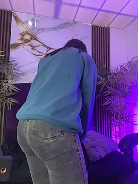 Webcam Model (aurora_ec)  is live.Free join now!