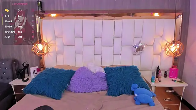 foxxy_doll (T teen) - ✨sensual striptease🧁