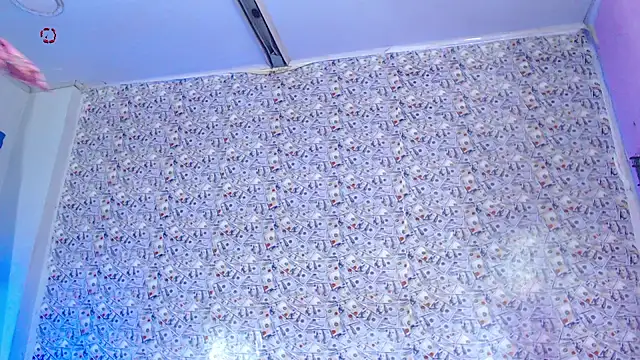 newgroupxxx Live Webcam on Stripchat