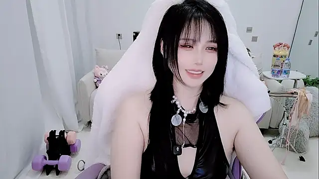 Evangelin-e live sex cam