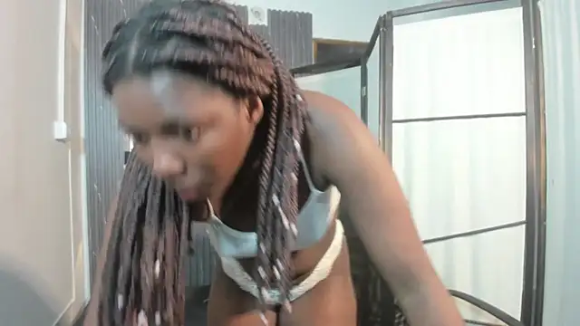 zoeadams9 - ZoeAdams9's free webcam - UK Sex Cams