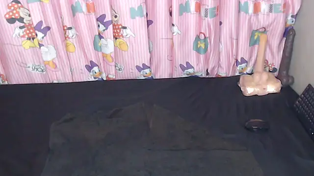 TrishahXo live webcam show - hot cam girl online HD