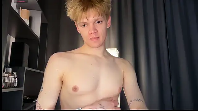 kevin_bucks - Kevin_bucks's free webcam - UK Sex Cams