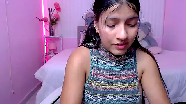 zara_cute (F teen) - show milk