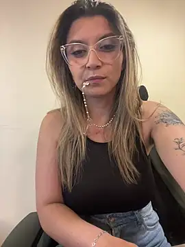 Isabella_Varella webcam