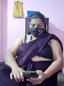 tamil_lathikaaa live sex cam