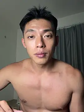 yooo17 - Yooo17's free webcam - UK Sex Cams