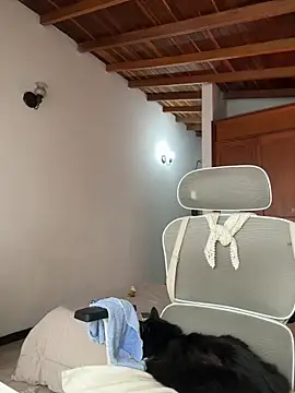 gabrisaenz - GabriSaenz's free webcam - UK Sex Cams