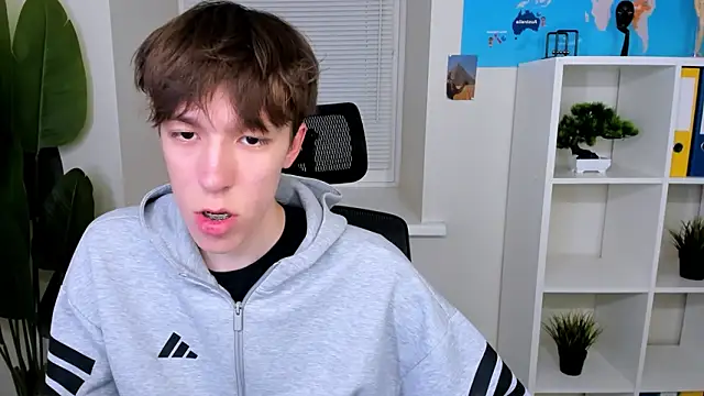 MarkBranston live sex cam