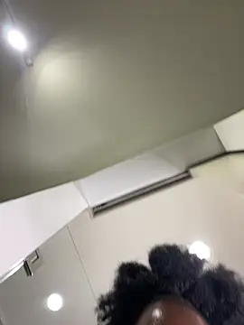 honeycoco0211 - Honeycoco0211's free webcam - UK Sex Cams