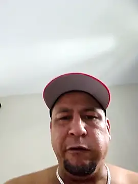 mifavorito2024 (Ask my age) - Let's get my milk out.