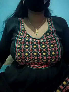 Sexyradha_