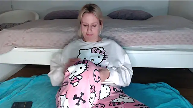 mariaprivat (F milf) - ANAL PLUG IN DOGGY  💦 🎁 LT 3 SEXVIDEOS