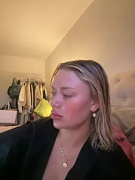 blissdimicco (F young) - Winking ass hole