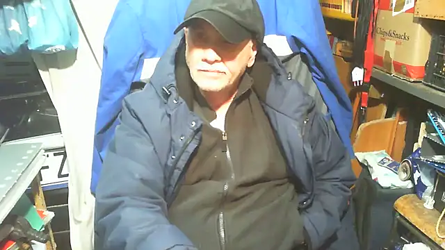 nonnomaturobisex (M grandpa) - MATURO SEGA CAZZO,CULO,PIEDI,BOCCA.