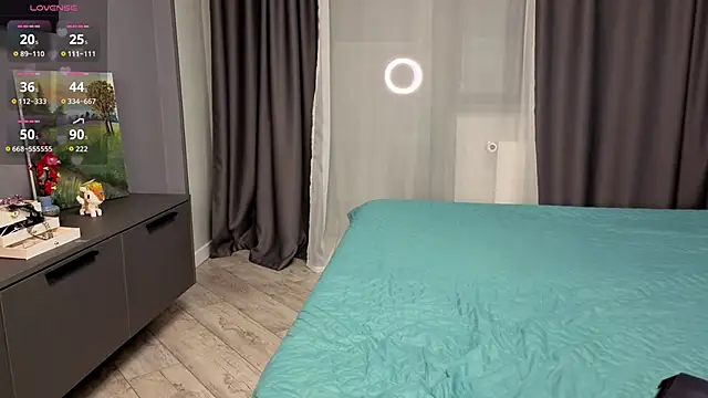 alice_toffee live sex cam