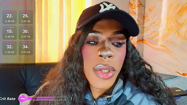 EbonyHansNight webcam